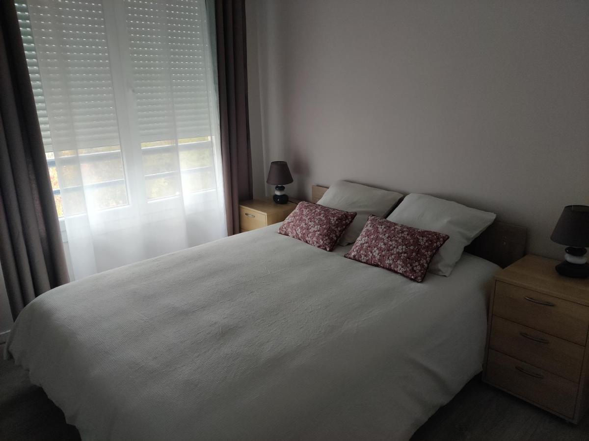 App 5 Pers, Parking, 3Mn Rer A, 40 Mn Du Centre De Paris, Cergy Le Haut Apartment ภายนอก รูปภาพ