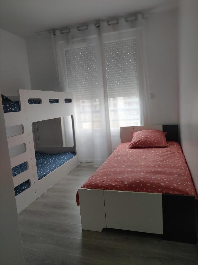 App 5 Pers, Parking, 3Mn Rer A, 40 Mn Du Centre De Paris, Cergy Le Haut Apartment ภายนอก รูปภาพ