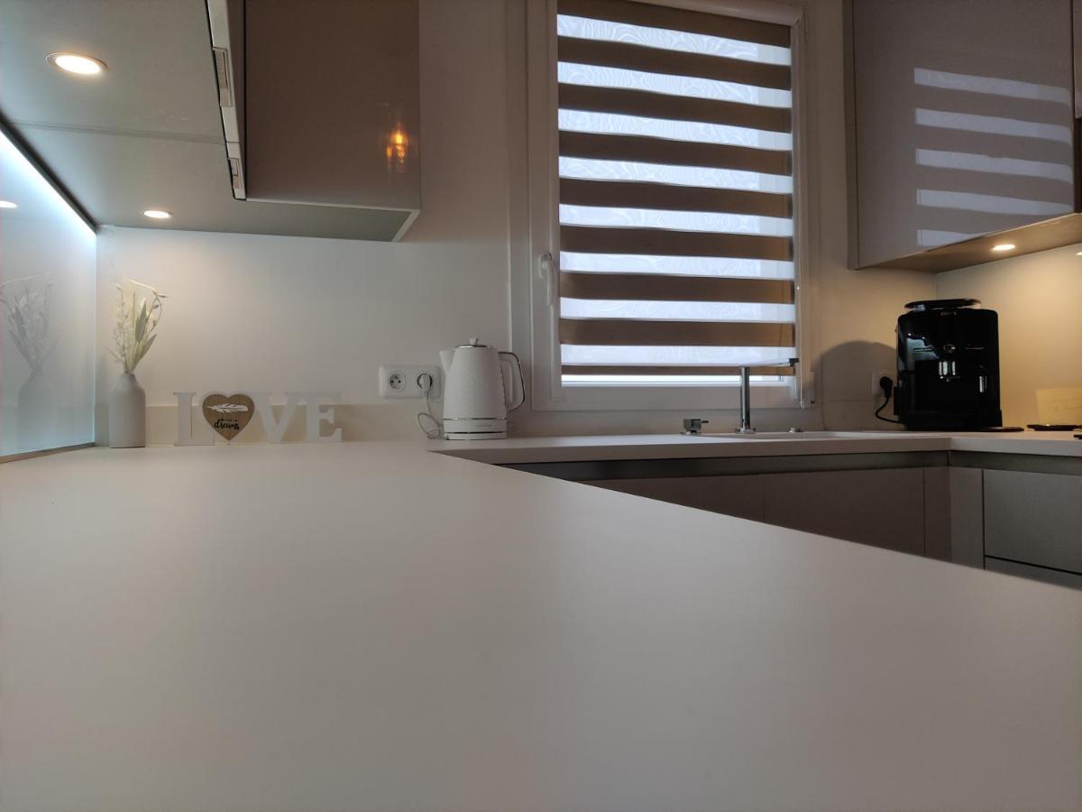 App 5 Pers, Parking, 3Mn Rer A, 40 Mn Du Centre De Paris, Cergy Le Haut Apartment ภายนอก รูปภาพ